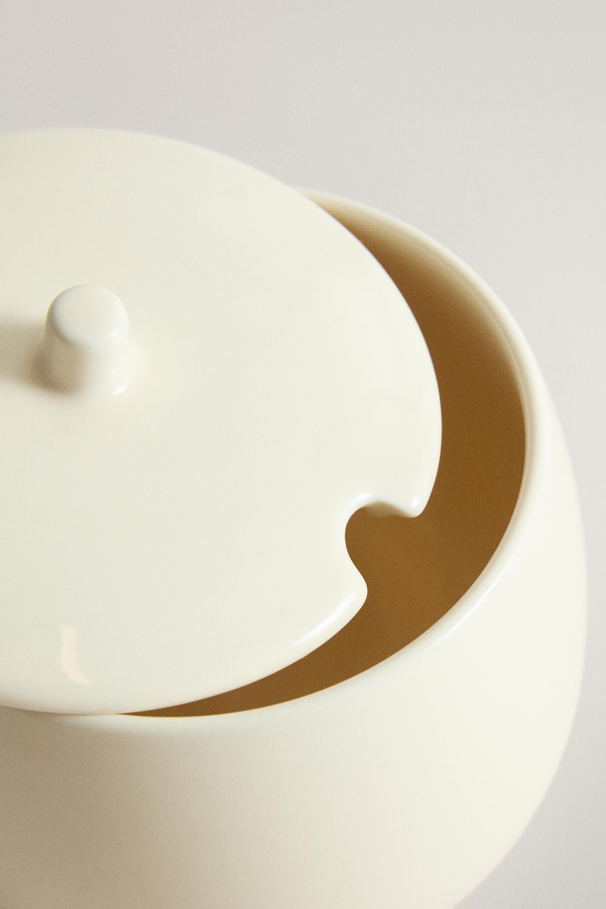 PLAIN STONEWARE SUGAR BOWL WITH SPOON